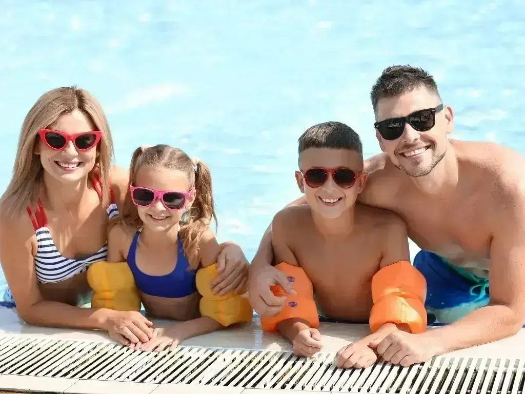 #1 Swimming Pool Builders in Peachland for Custom Backyard Oases